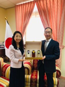 founder of o [wa] candy meets japan ambassador